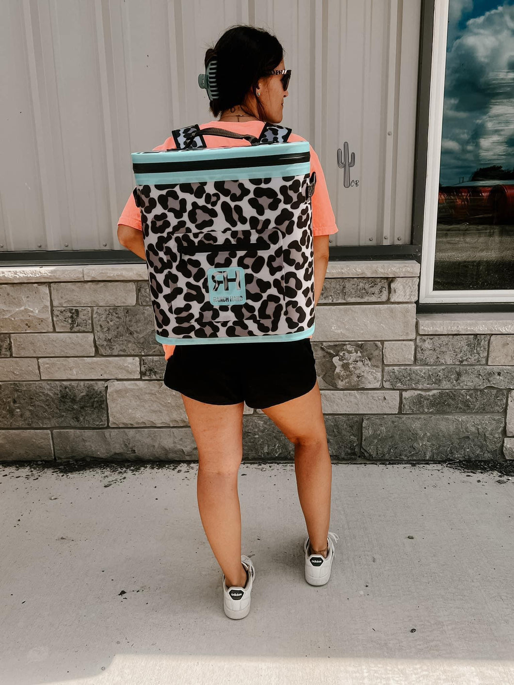 RH Backpack Cooler