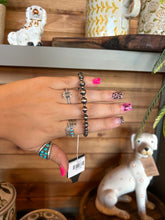 Load image into Gallery viewer, 8mm/7mm/5mm graduated pearl bracelet
